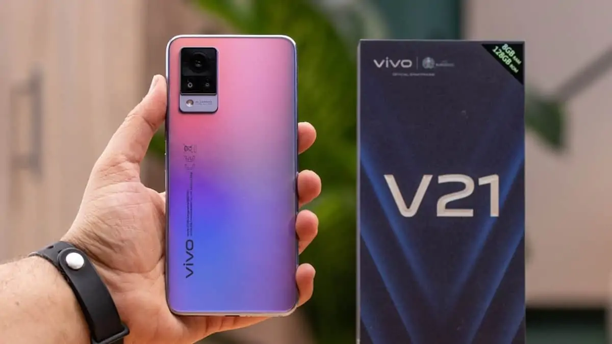 سعر فيفو v21